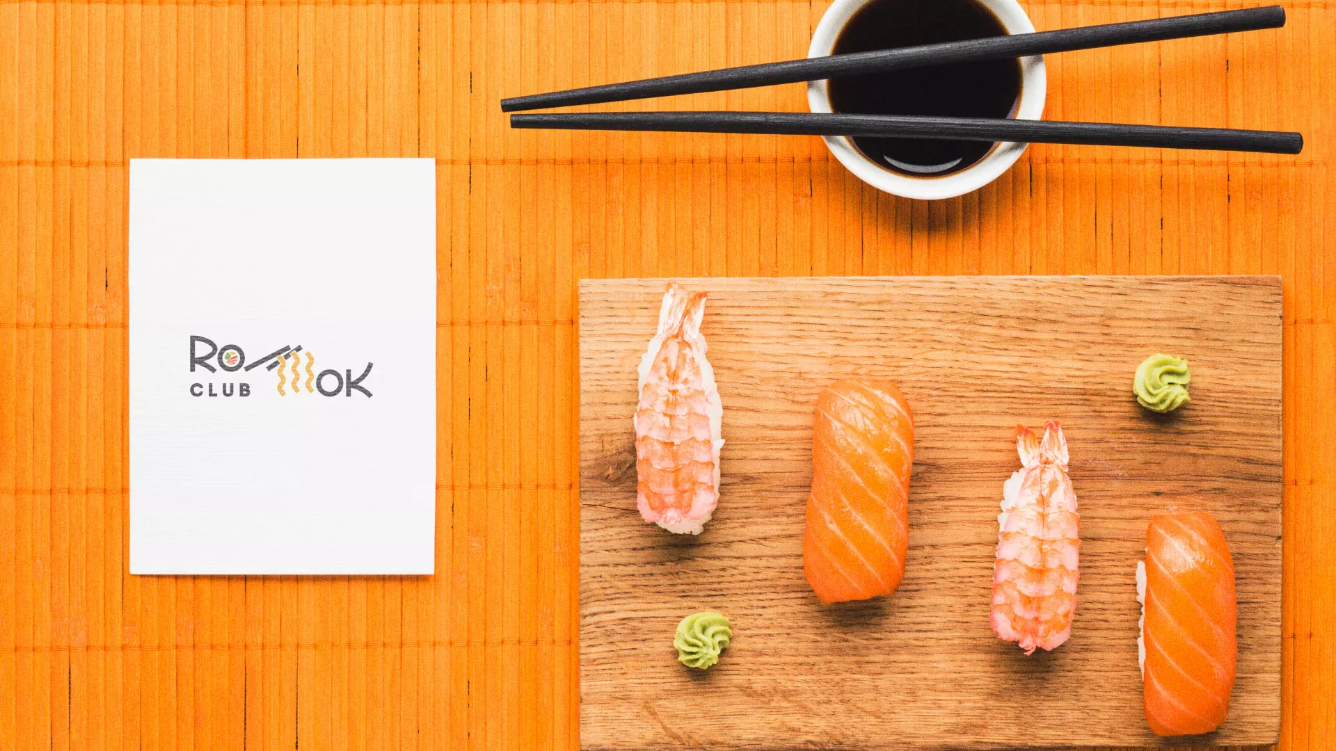 Создание логотипа суши-бара «Roll Wok Club» в Тотьме